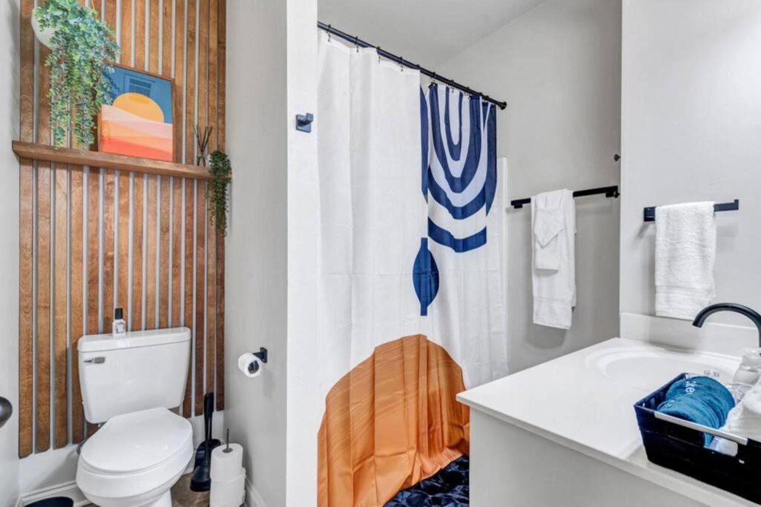 Stylish & Romantic Home, Long-Term Friendly, King Bâton-Rouge Extérieur photo